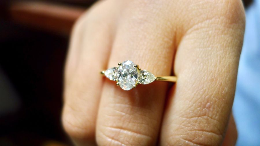 WOL Loves: Irish Designed Engagement Rings | weddingsonline